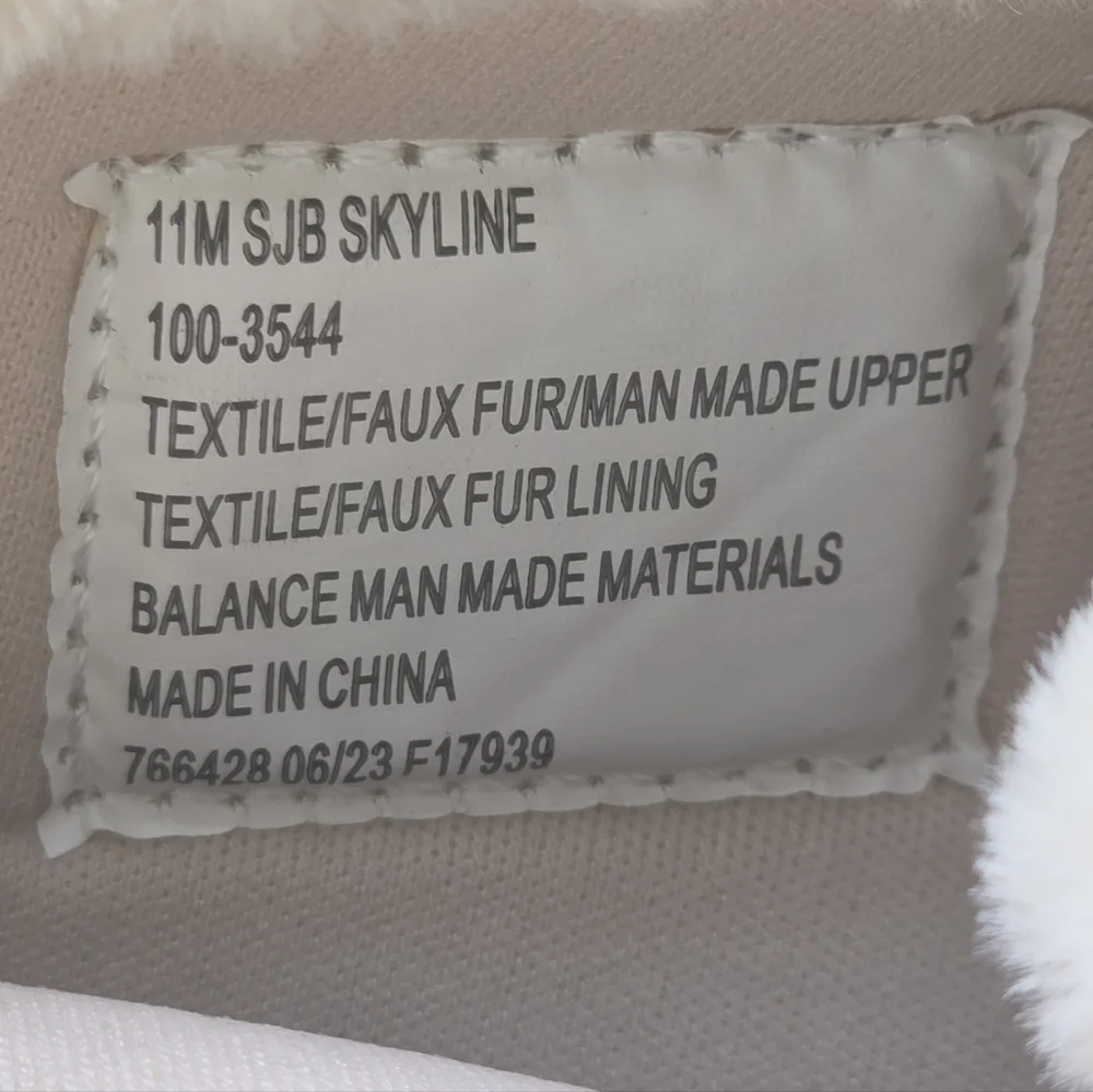St. John's Bay Cream and Blue Winter Duck Boots Size 11